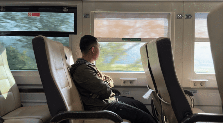 Kereta Fajar Utama YK